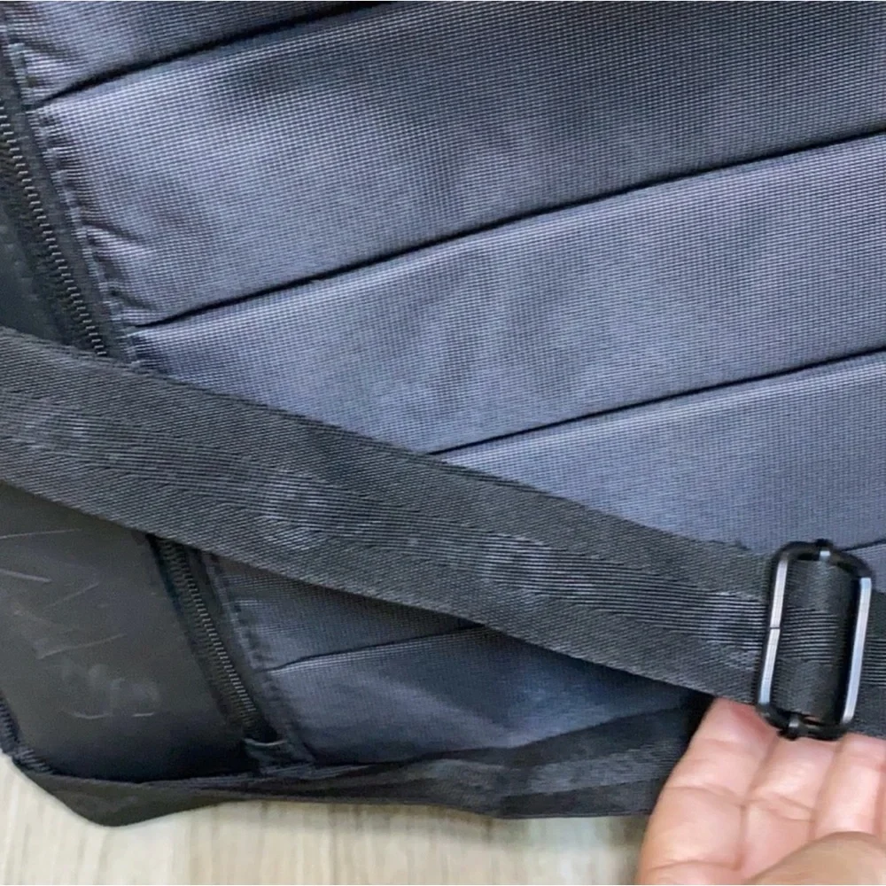Swiss Laptop Bag with Shoulder Strap